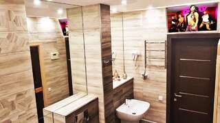 Апартаменты Sauna, Big Jacuzzi , Khreshchatyk apartments Киев Апартаменты с 1 спальней-37